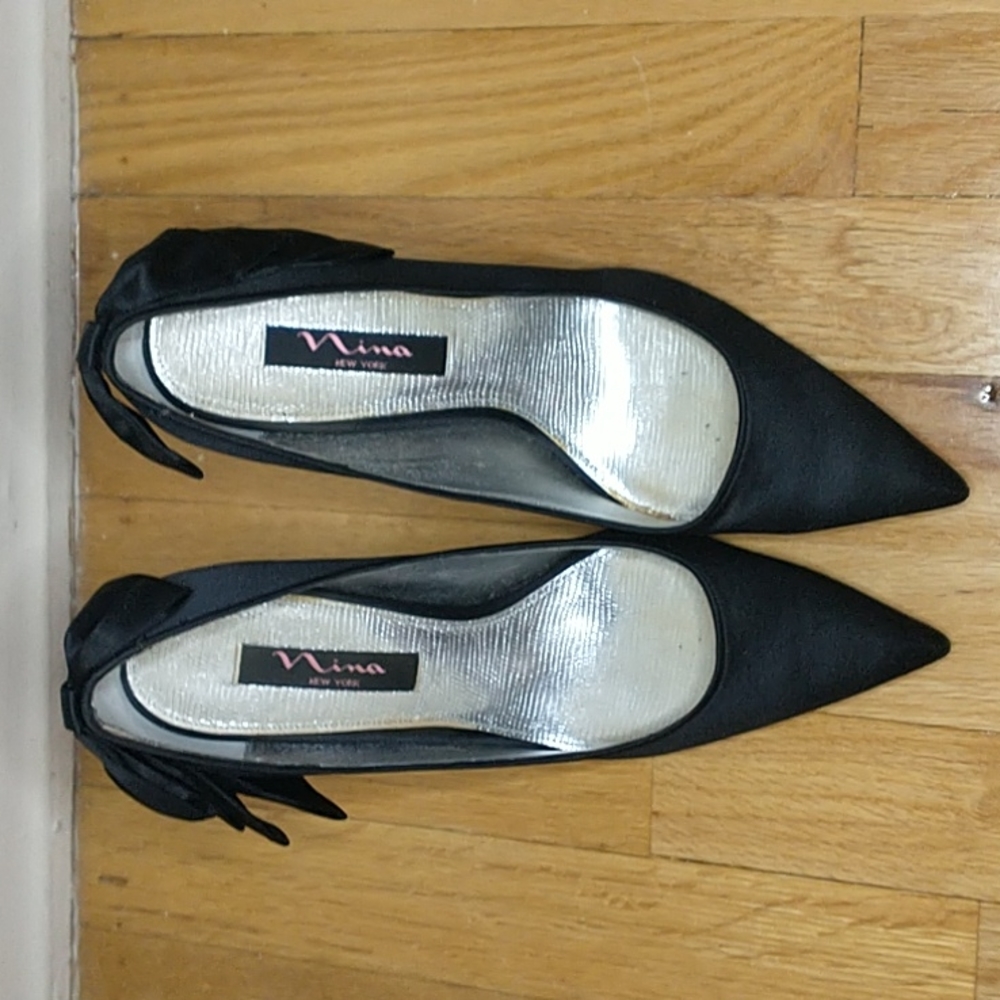 Nina "Quenna" black pumps with bow in the back - Picture 7 of 11